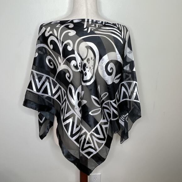 SILK FREE Scarf Poncho 100% Polyester Black White Geometric Print Made in Korea - Picture 3 of 16
